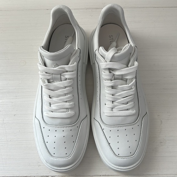 Stuart Weitzman Ryan perforated leather sneakers - Picture 8 of 9